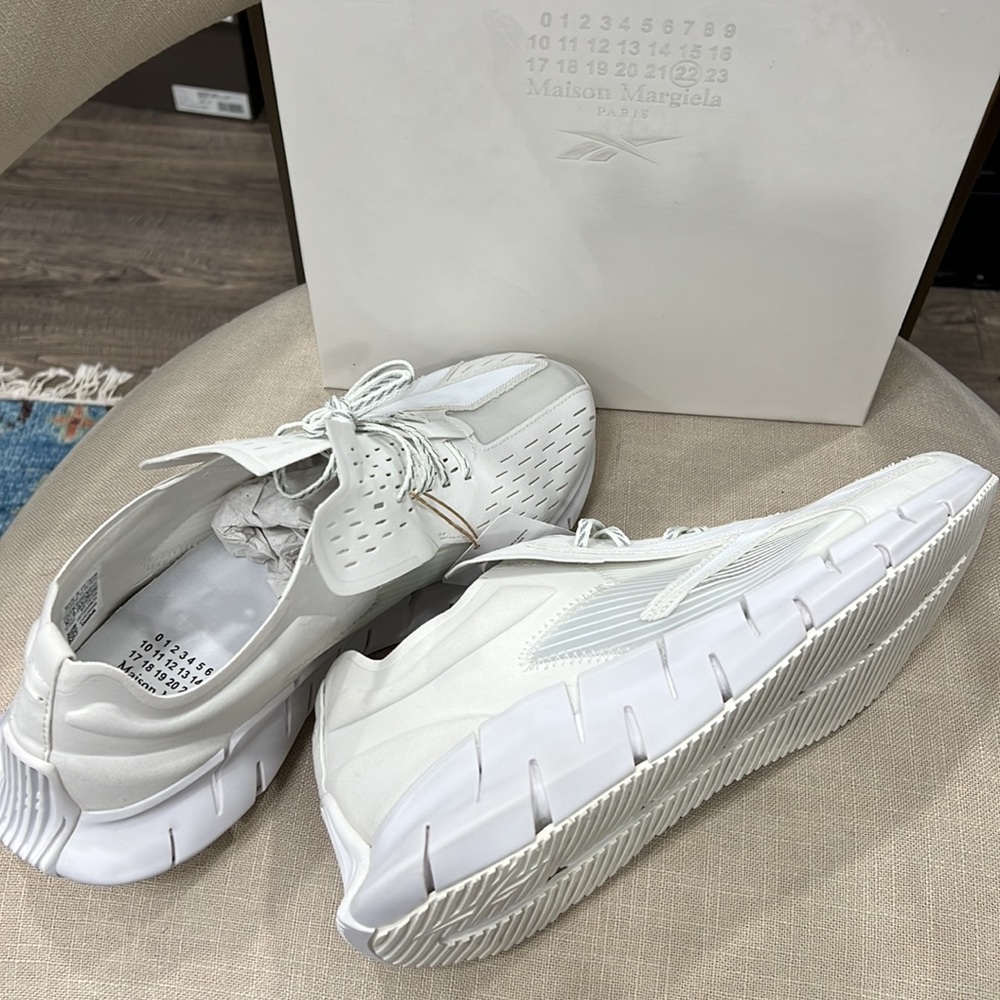 Maison Margiela x Reebok Zig 3-D Memory Of GW5008 White Sneakers - Picture 11 of 12